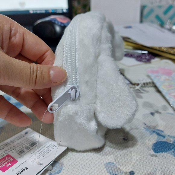 Soft Furry White Sanrio Cinnamoroll Pouch Mini Purse Bag Made In Japan - Picture 2 of 8